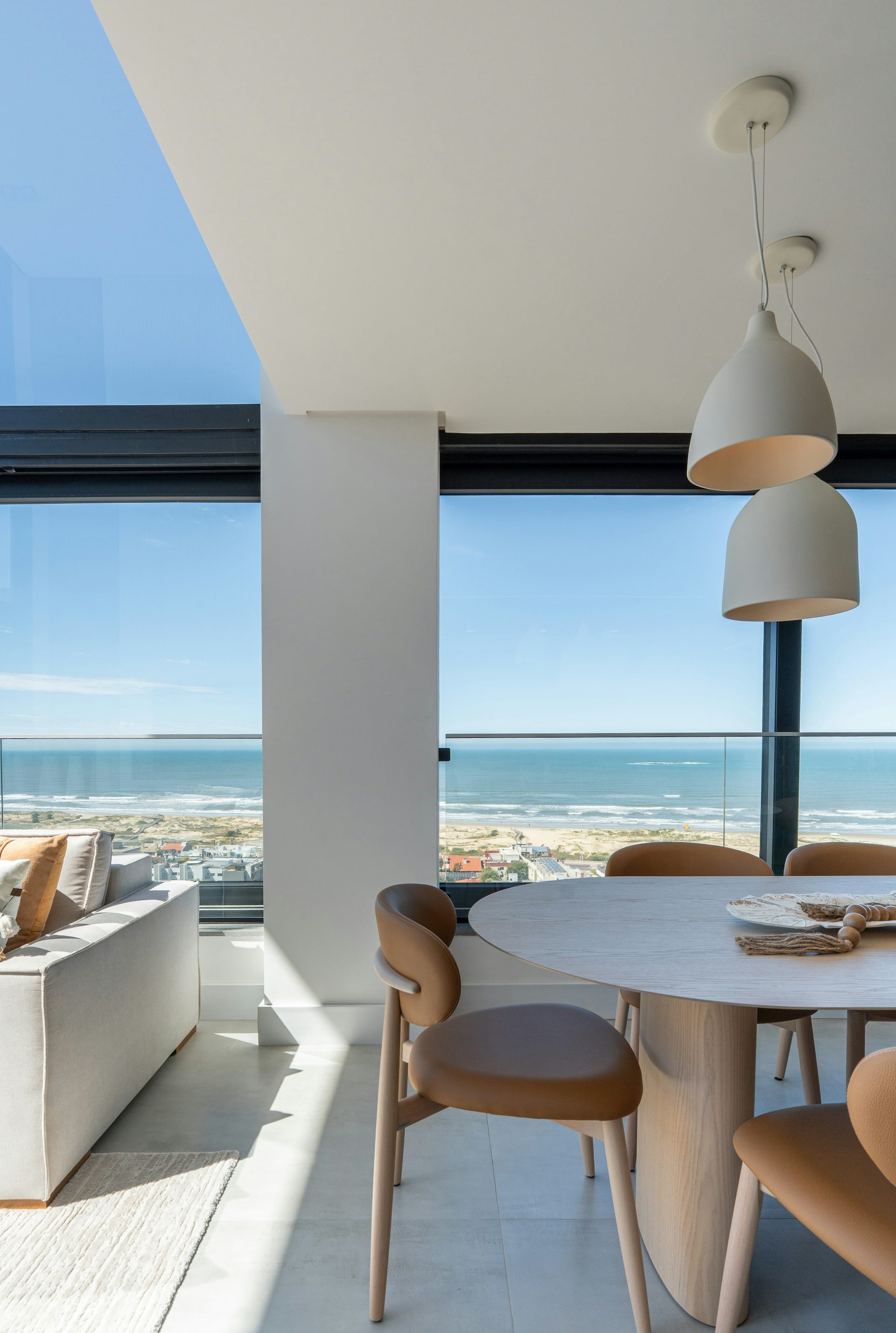 Apartamento de 2 dormitorios con vista al mar en Pocitos - Foto 1