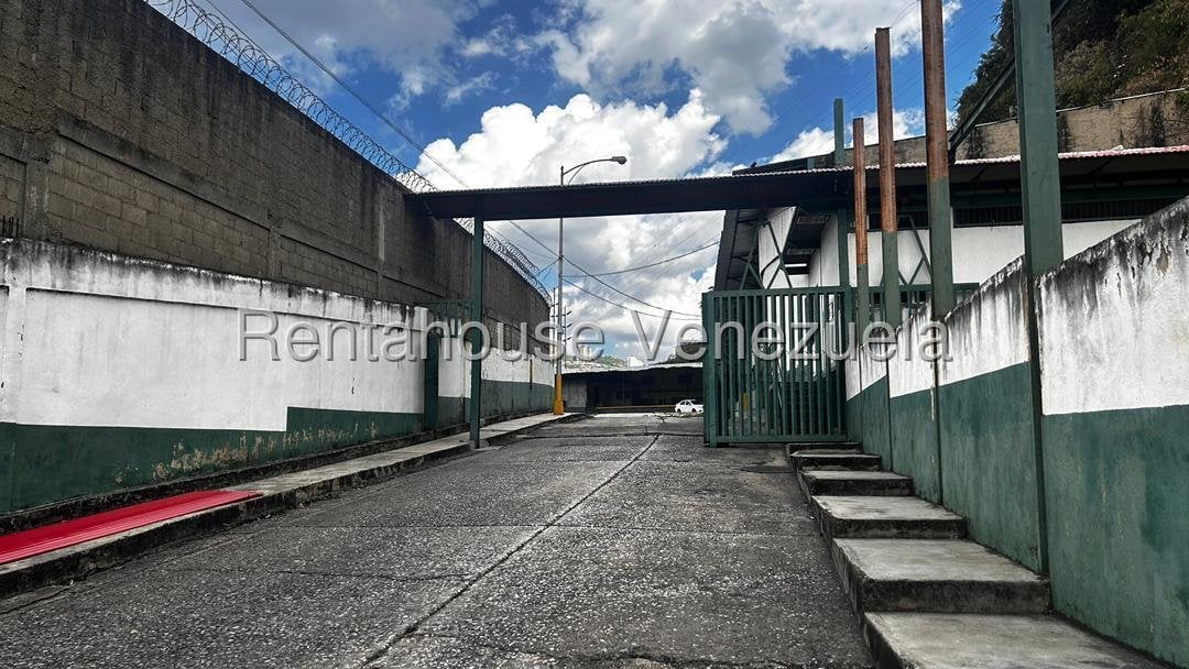 Galpón en venta en Parroquia Santa Rosalia - Foto 1