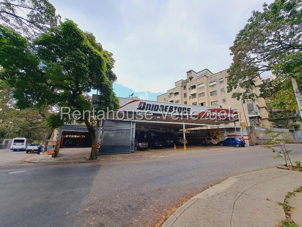 Local comercial en venta en Los Caobos - Foto 1