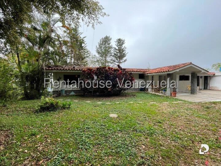 Casa en Los Guayabitos, Caracas - Foto 1