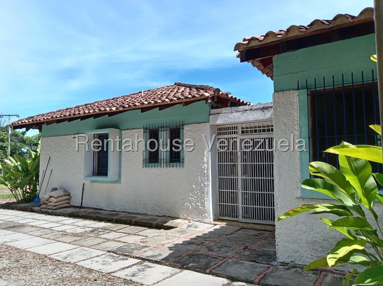 Casa en venta en Flor de Mayo - Foto 1