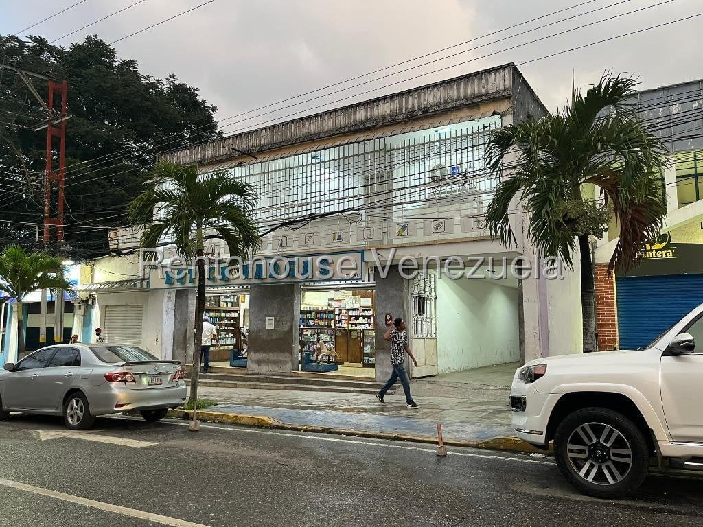 Local comercial en venta en Centro de Charallave - Foto 1