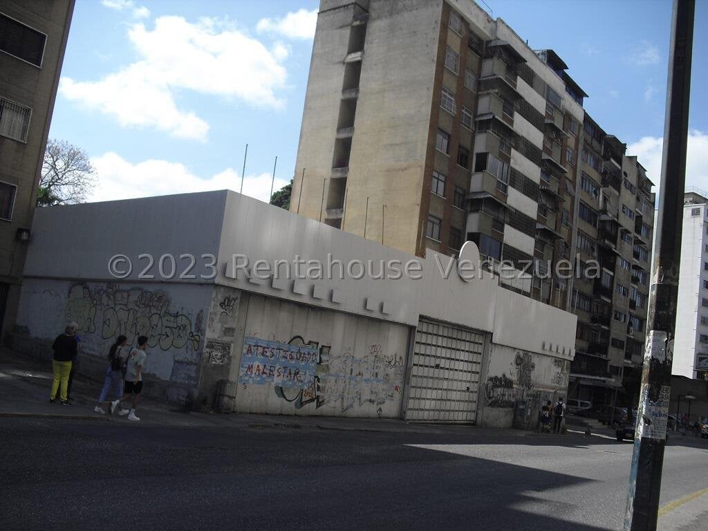 Galpón en venta en Boleíta Sur - Foto 1